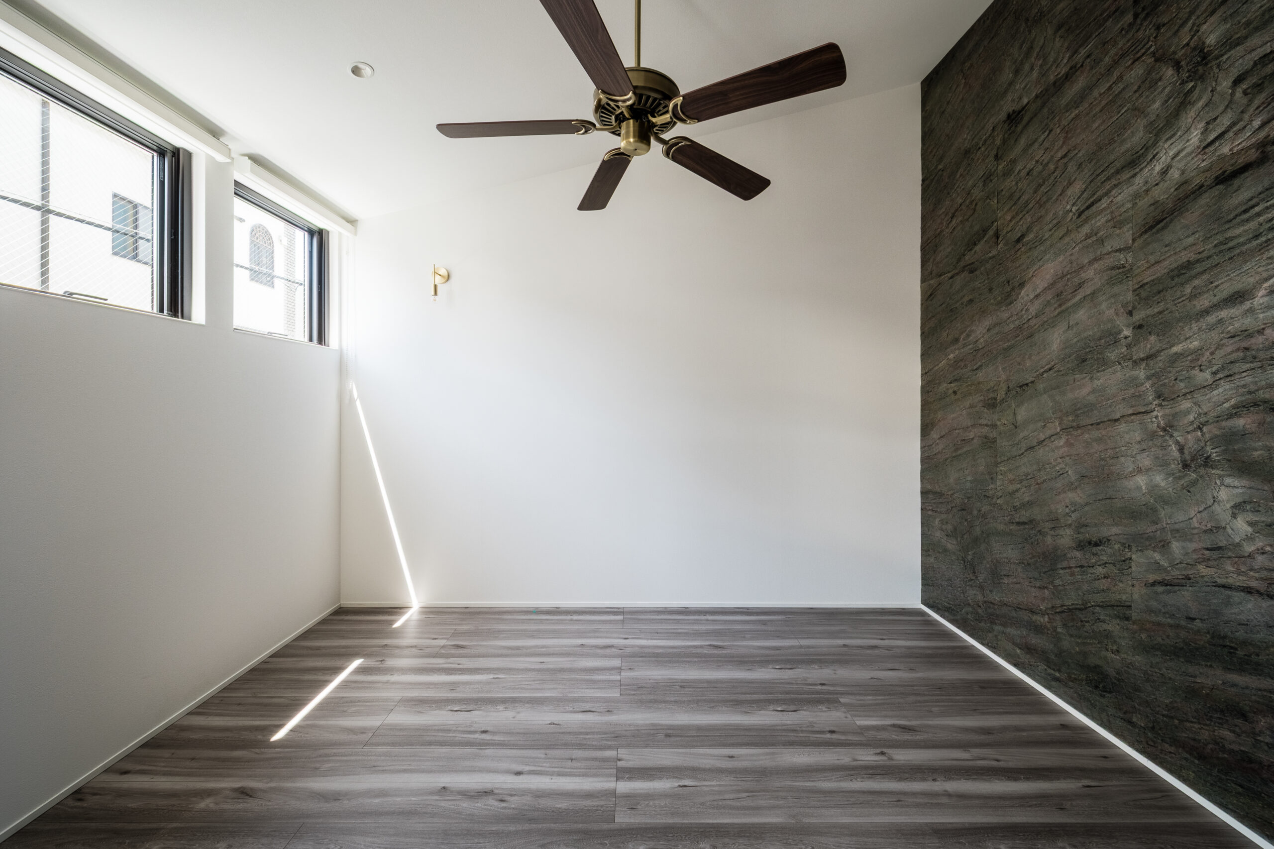 アトリエのある狭小住宅