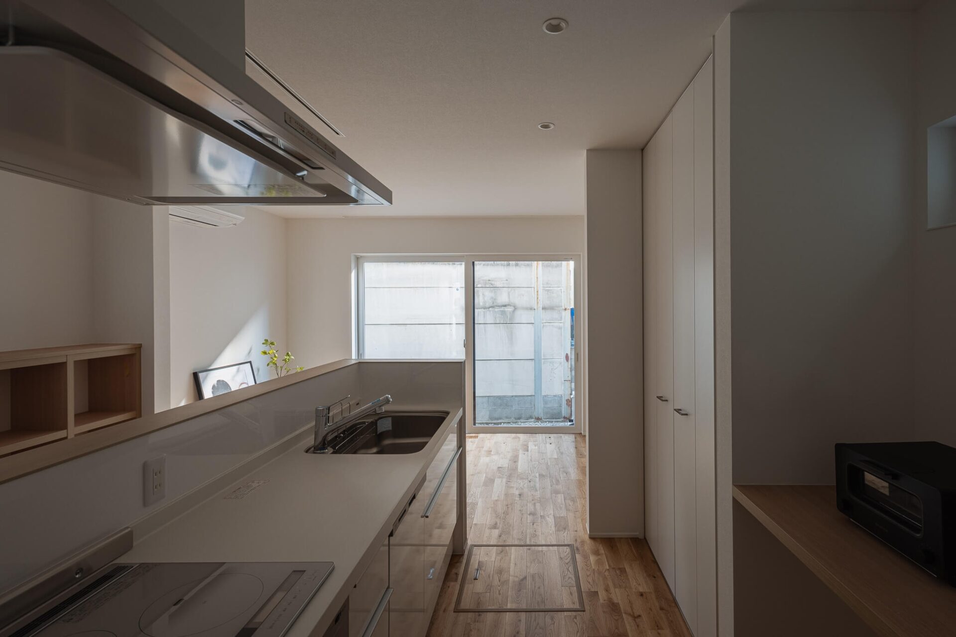 裏庭のある狭小住宅